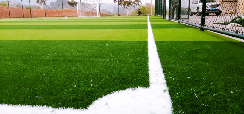 关于人造草坪的优势我们需要了解哪些（一）