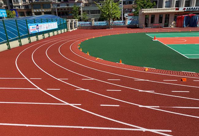 一起了解下五人制足球场的建造费用