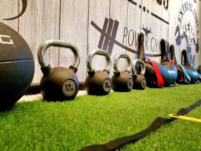 七大要点的熟知可以让您更好维护人造草坪